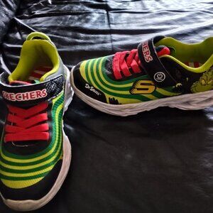 Grinch sneakers by skechers